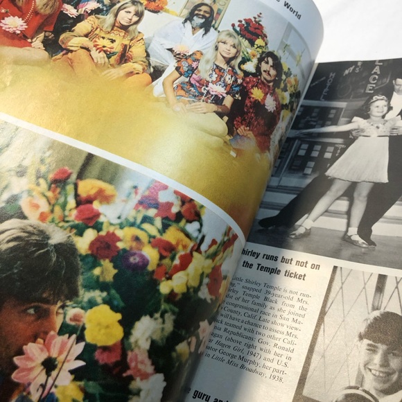 September 8, 1967 Life Magazine-The Frenzied Pennant Race Family Football Guide - Picture 11 of 16